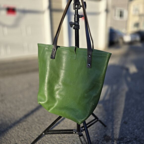Handmade Grass Green Leather Tote Bag - Picture 4 of 16